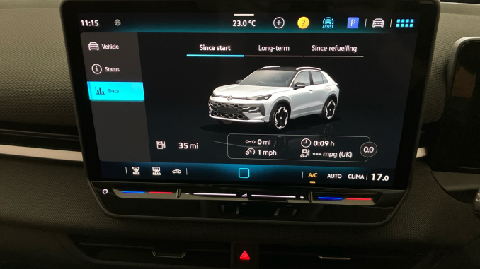 Volkswagen T-Roc 1.5 eTSI Life 5dr DSG Petrol Hatchback - Image 32